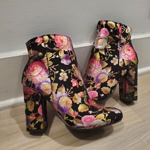BAMBOO Black Floral Heeled Boots 4" Heel
